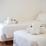 Vista Meia Praia Apartment